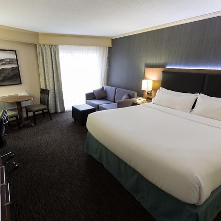 Holiday Inn Express Edmonton Downtown By Ihg Exterior foto