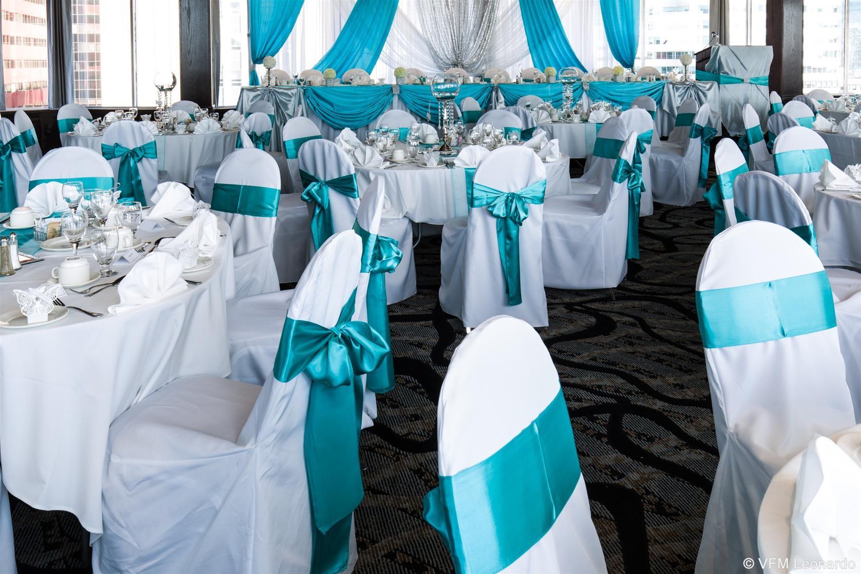 Holiday Inn Express Edmonton Downtown By Ihg Exterior foto