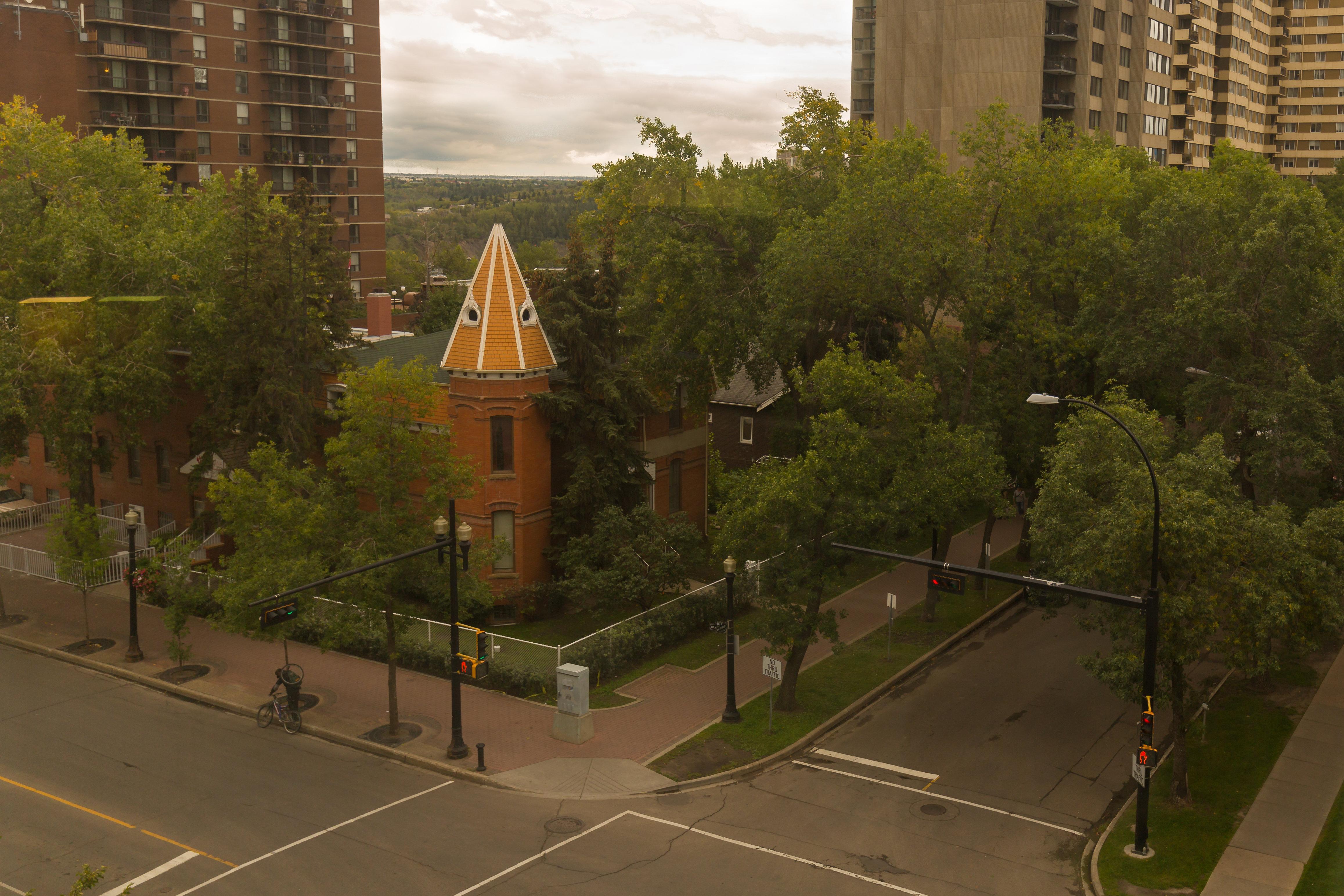 Holiday Inn Express Edmonton Downtown By Ihg Exterior foto