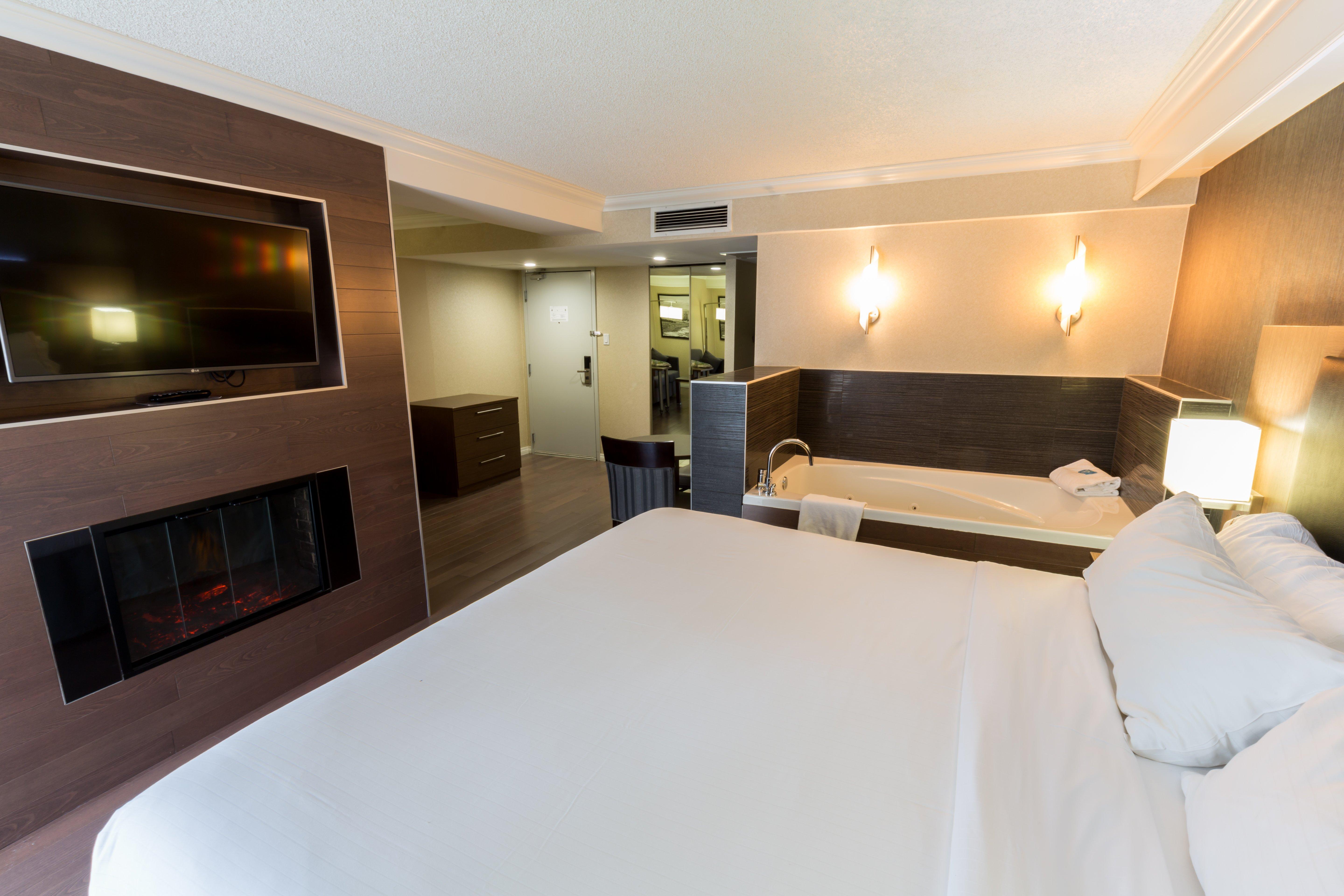 Holiday Inn Express Edmonton Downtown By Ihg Exterior foto