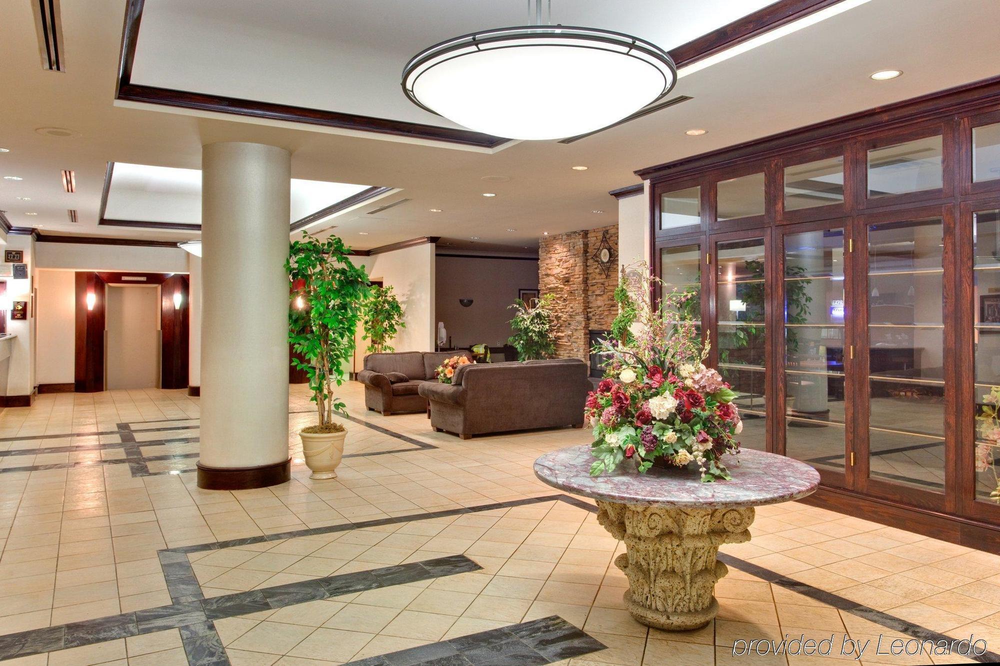 Holiday Inn Express Edmonton Downtown By Ihg Exterior foto