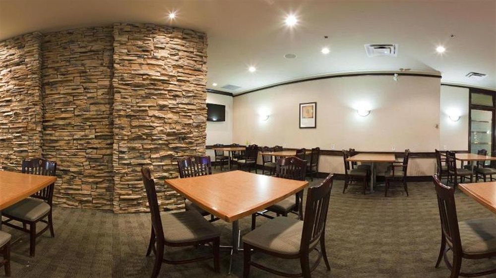Holiday Inn Express Edmonton Downtown By Ihg Exterior foto